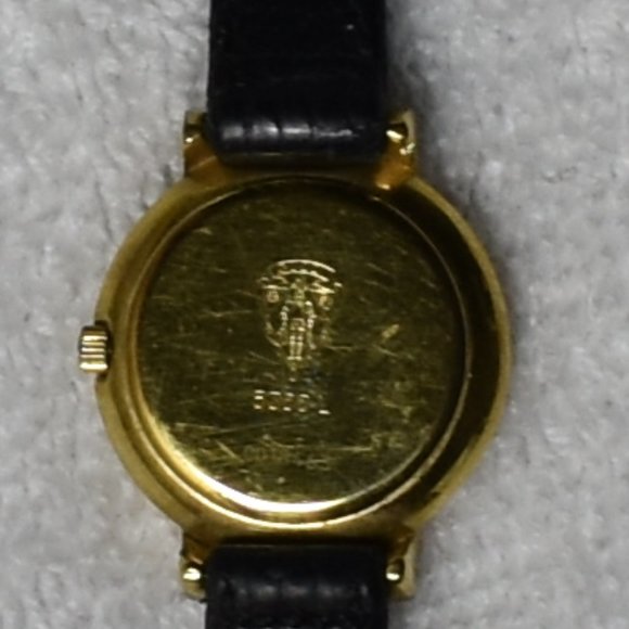 Gucci Watch 14k Gold w Leather Band M.O.P. Face main image 5